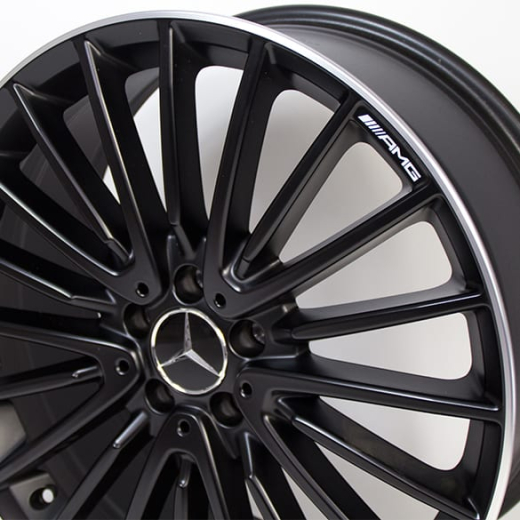 Set cerchi AMG da 20 pollici ruota multirazze GLA X156 Original Mercedes-Benz | A15640129007X71-Satz