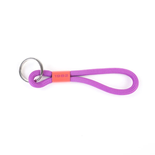 Porte-clés VW Golf 1982 violet original Volkswagen | 5HG087010 HTF