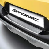 Protection coffre voiture en acier inoxydable brossé Kia Stonic YB Original Kia