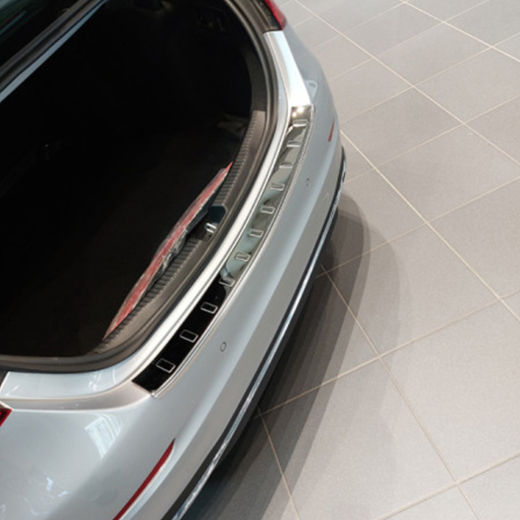 Protection coffre voiture Schätz Classe C W206 berline  | 8000206S
