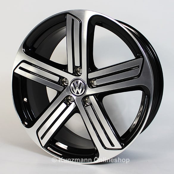 volkswagen 5 spoke r light alloy wheel set cadiz 19 inch volkswagen 5 spoke r light alloy wheel set cadiz 19 inch