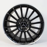 AMG 19 inch velgenset CLA W117 Styling V / 5 van de CLA45 AMG zwart met zilveren rand