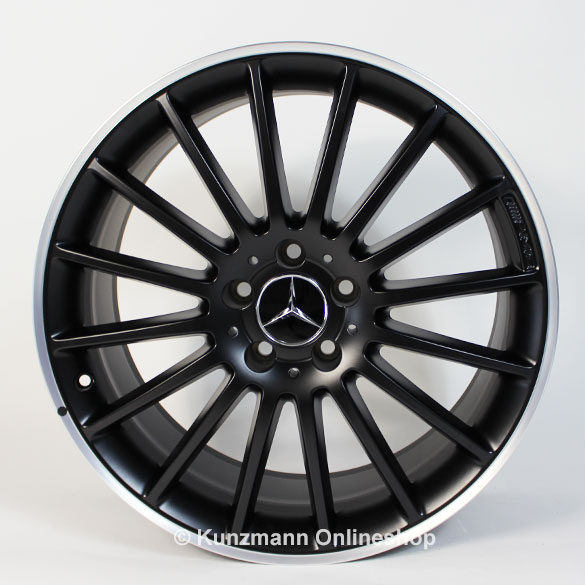 AMG 19 inch velgenset CLA W117 Styling V / 5 van de CLA45 AMG zwart met zilveren rand