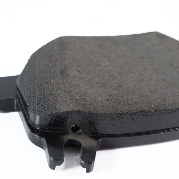 AMG rear brake pads set AMG GT C192 Genuine Mercedes-AMG | A0004200406-C192 AMG rear brake pads set AMG GT C192 Genuine Mercedes-AMG | A0004200406-C192