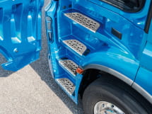 Roestvrijstalen instaplijsten Actros 5 Original Mercedes-B
 | B67520162