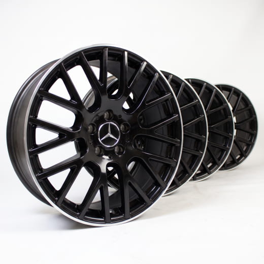 Set cerchi da 19 pollici GLE V167 razze a Y Original Mercedes-Benz | A1674012100-7X72