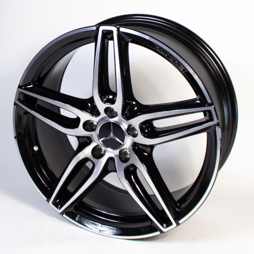 Set cerchi AMG da 18 pollici 5 doppie razze nero Classe B W246 originale Mercedes-Benz | A17640107007X23-Satz