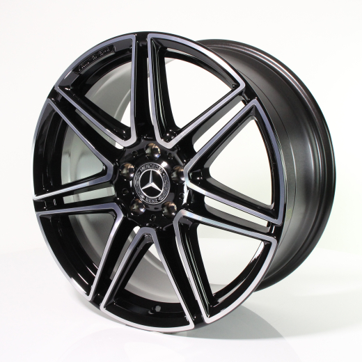Cerchi AMG da 19 pollici Classe C 206 Original Mercedes-Benz | A2064018000/8100-7X23
