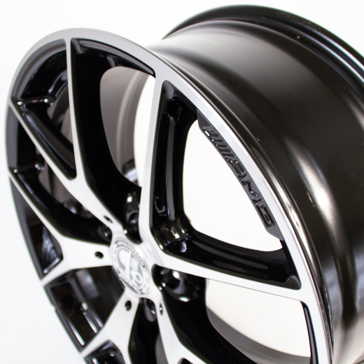 Set di cerchi AMG 20 pollici a razze incrociate originale Mercedes-Benz X253/C253 nero | A2534015500-7X23