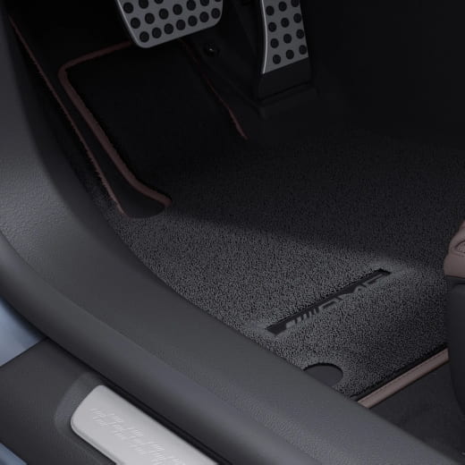 Tapis de sol AMG haut poil en velours R232 C192 Original Mercedes-AMG | A2326806703