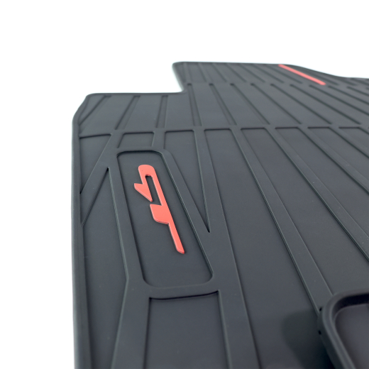 Set tappetini in gomma GT 4 pezzi Kia Ceed Sportswagon CD | J7131ADE00GT-Ceed-SW-CD