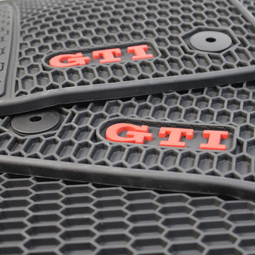 Tappetini in gomma GTI Golf 8 neri 4 pezzi Original Volkswagen 5GV061550041 | 5GV061550041-B