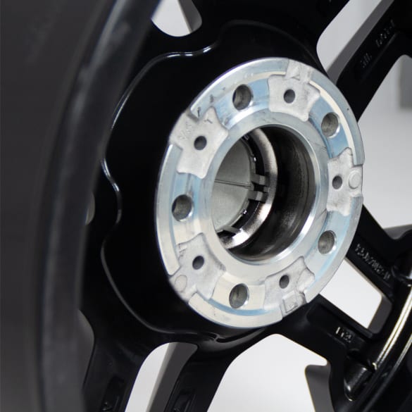 AMG 20 inch G-Class 463A rims Trail Package genuine Mercedes-Benz | A4634013700 7X71-B AMG 20 inch G-Class 463A rims Trail Package genuine Mercedes-Benz | A4634013700 7X71-B