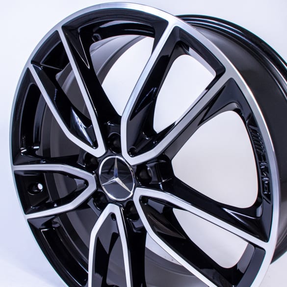 AMG 19 inch 5doublespoke A35 AMG genuine MercedesBenz rim set A17740120007X23B