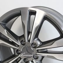  Original Mercedes-Benz 18-inch alloy wheel set | E-class W212 | himalaya gray | A21240157027X21-Satz