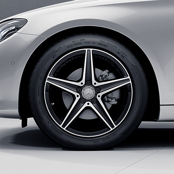 AMG 5-spoke rim set 18 inch shiny black E-Class W213 genuine Mercedes-Benz | A21340118/1900-7X23