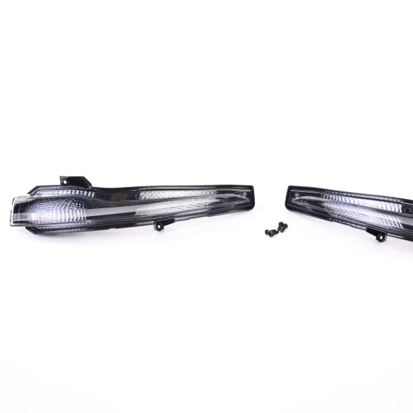 Indicator light exterior mirror black darkened Night Package C-Class S205 | A0999067101/7201-S205 Indicator light exterior mirror black darkened Night Package C-Class S205 | A0999067101/7201-S205