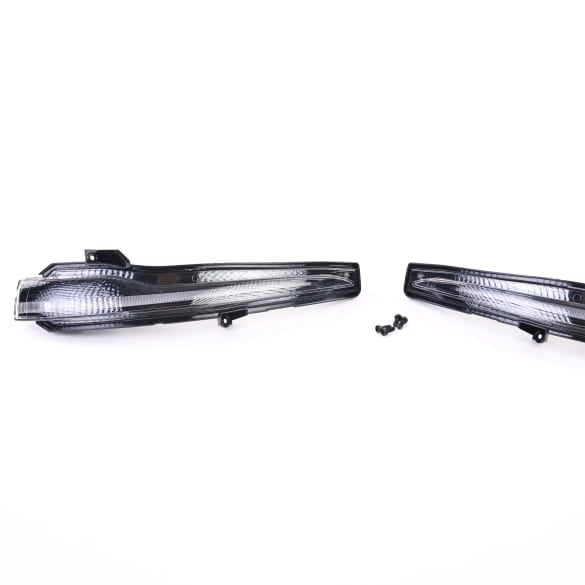 Indicator light exterior mirror black darkened Night Package C-Class A205 | A0999067101/7201-A205 Indicator light exterior mirror black darkened Night Package C-Class A205 | A0999067101/7201-A205