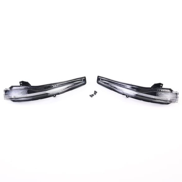 Indicator light exterior mirror black darkened Night Package GLC SUV X253 | A0999067101/7201-X253 Indicator light exterior mirror black darkened Night Package GLC SUV X253 | A0999067101/7201-X253