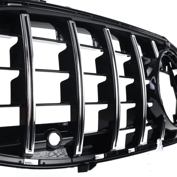 Panamericana radiator grille CLA Shooting Brake X118 chrome black CHROMETEC | W118-PA-KG-X118