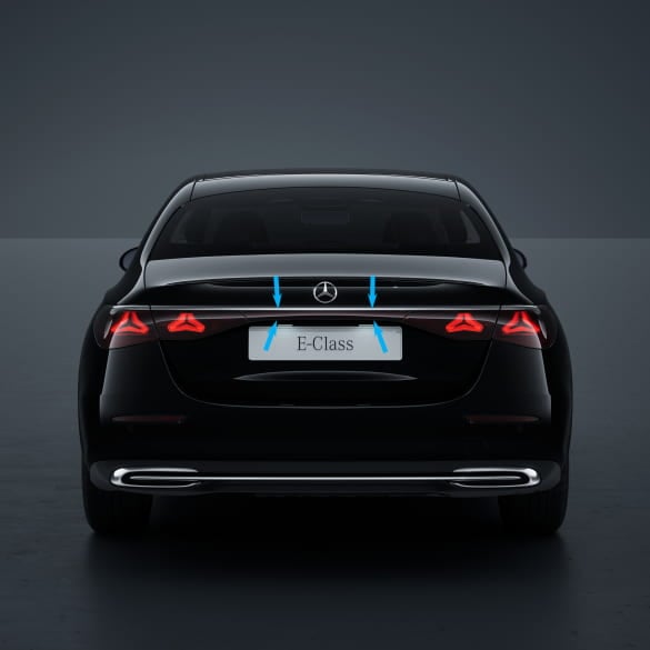 LED Rückleuchte Heckleuchte Mitte Heckklappe E-Klasse Limousine W214 | A2149060401