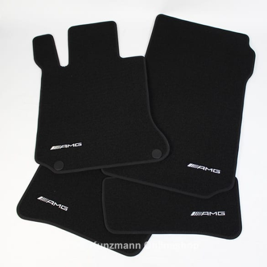 Tapis AMG Classe C W204 Original Mercedes-Benz | A2046800104 9G63