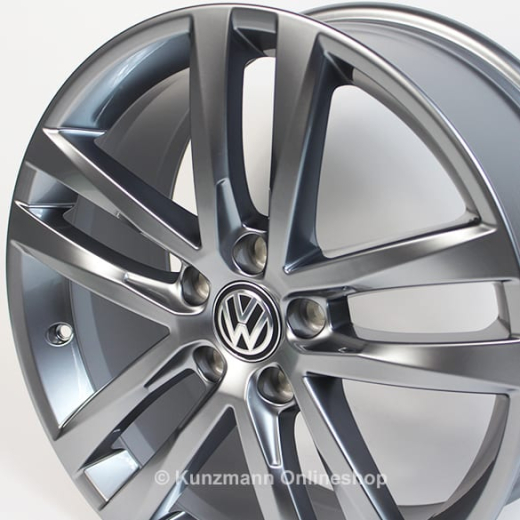 18 inch velgenset | Salvador 5-dubbelspaaks | VW Golf 7 VII  | Golf7-Salvador-18-grau