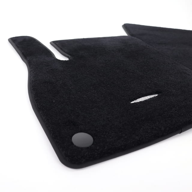 248 Front Velour car mats GLB X248 front Genuine Mercedes-Benz | A1746808301 9K26 ...