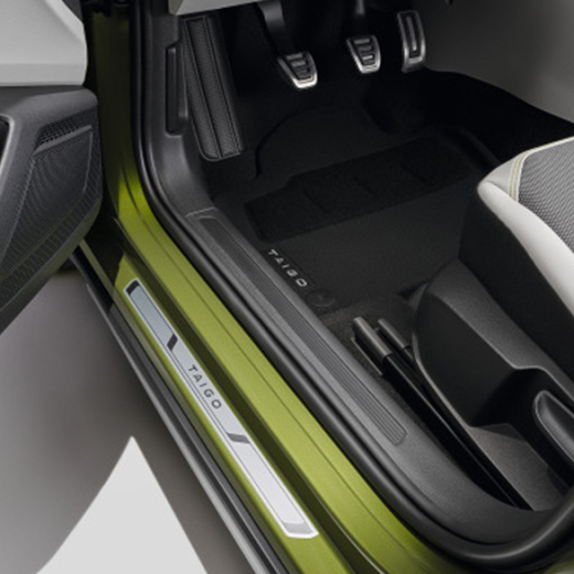 Seuils de porte avant VW Taigo en aluminium | 2G7071303