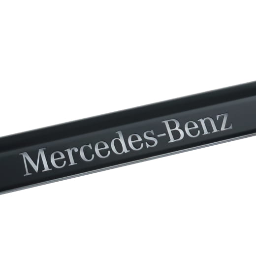 Wechselcover Einstiegsleisten C-Klasse elektrisch EQ W520 schwarz beleuchtet Original Mercedes-Benz | A1746801202-W520