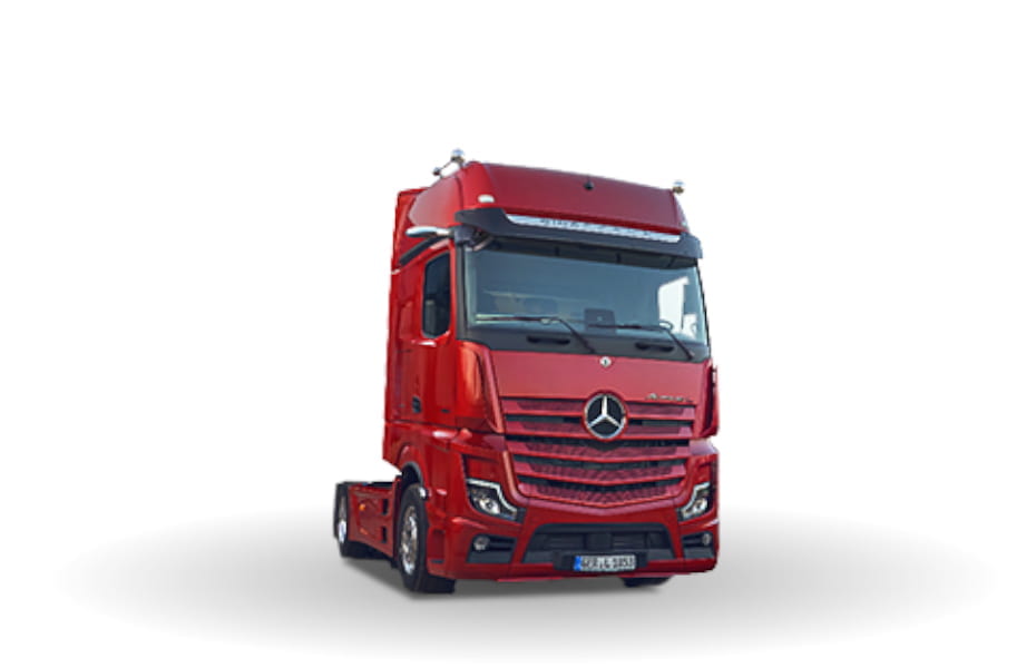 Mercedes-Benz Actros auf der Straße unterwegs