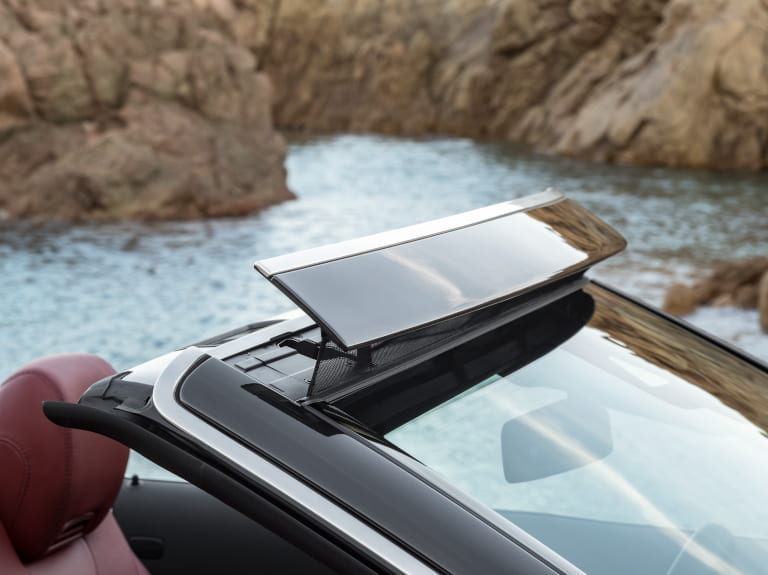 Mercedes-Benz C-Klasse Cabriolet Airscarf