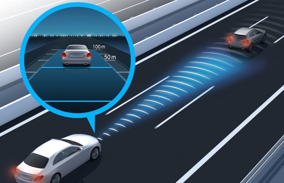 Abstandsregeltempomat DISTRONIC PLUS von Mercedes-Benz Abstandsregeltempomat DISTRONIC PLUS von Mercedes-Benz