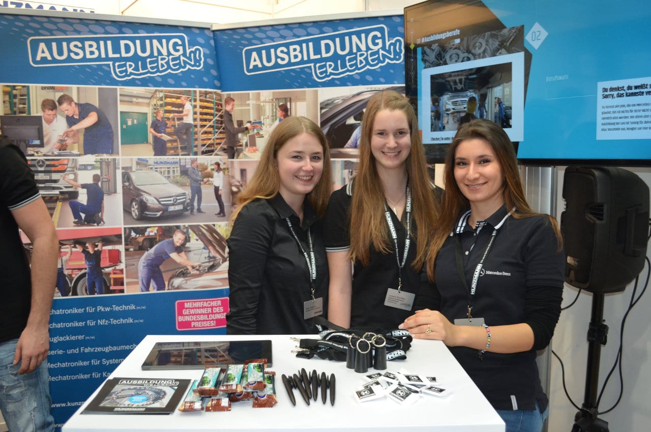 Kaufmännsiche Auszubildenden von Kunzmann beim Berufswegekompass in Aschaffenburg