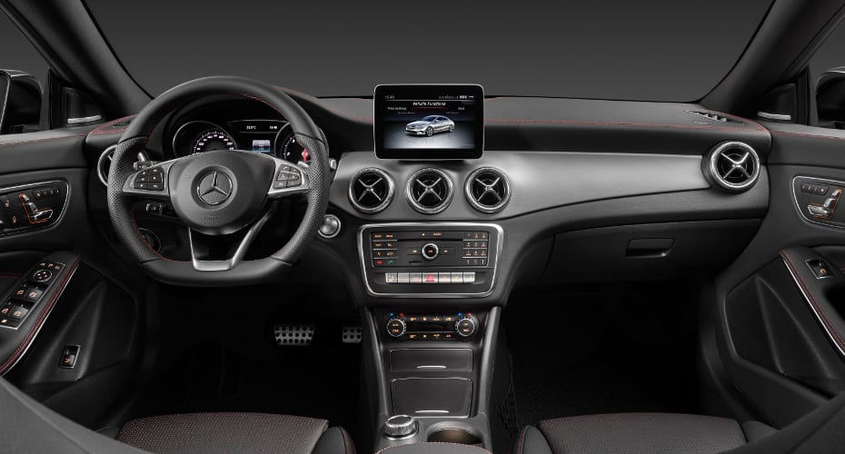 Mercedes-Benz CLA Coupé; Interieur: Leder schwarz Interieur des Mercedes-Benz CLA Coupé