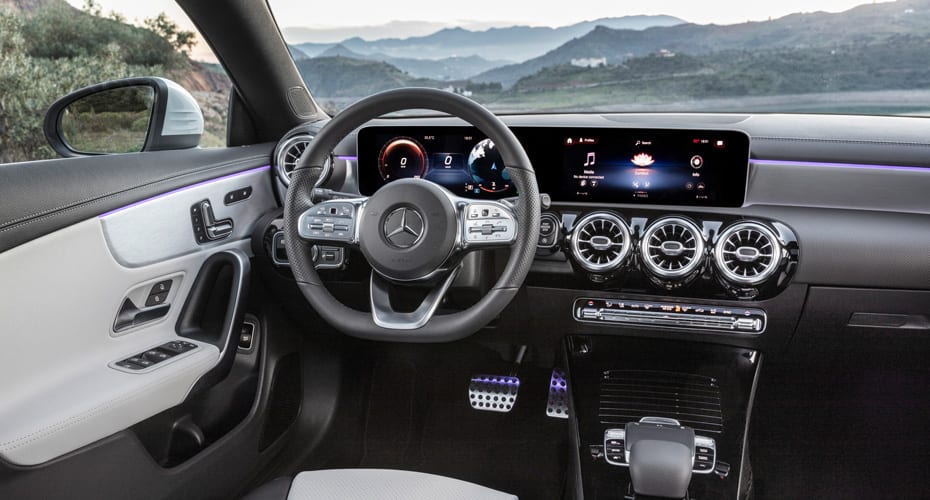 CLA-SB-Cockpit-930x500 CLA-SB-Cockpit-930x500