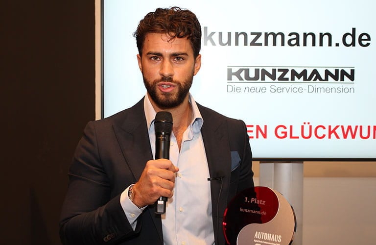 Moritz Kemmerer mit dem 1. Platz des Digital Dealer Performance Awards (DDPA) Moritz Kemmerer mit dem 1. Platz des Digital Dealer Performance Awards (DDPA)