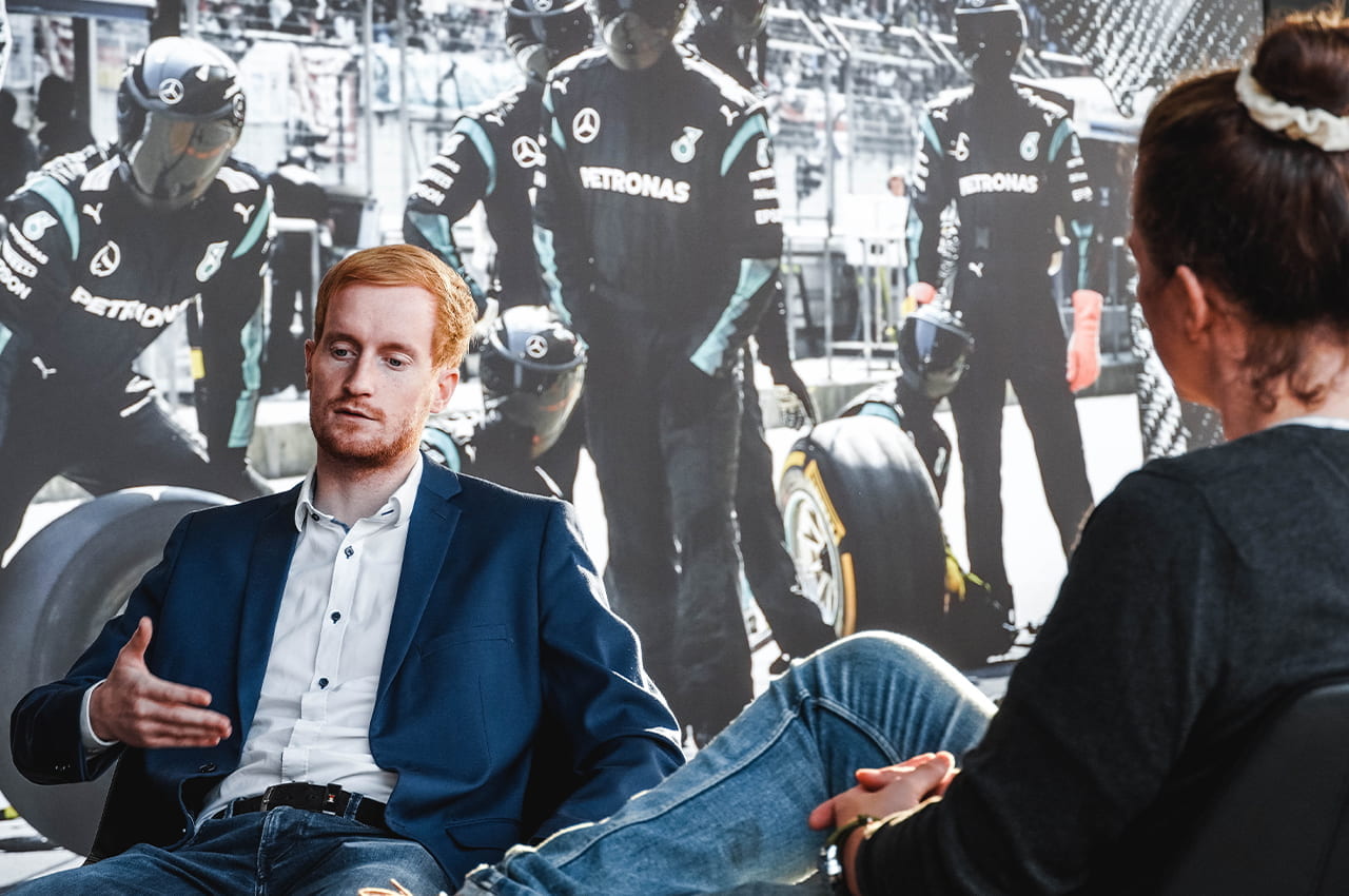 Marten Kalmbach im Gespräch mit Felix Altmann, Autohaus