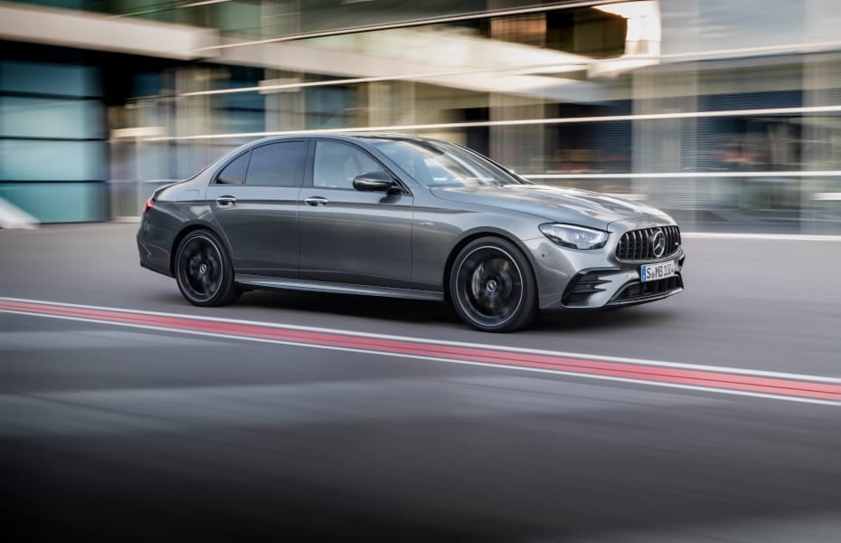 Mercedes-AMG E 53 4MATIC+ Limousine, Exterieur: selenitgrau metallic, Night Paket, Carbon Paket II Mercedes-AMG E 53 4MATIC+ Limousine, Exterieur: selenitgrau metallic, Night Paket, Carbon Paket II