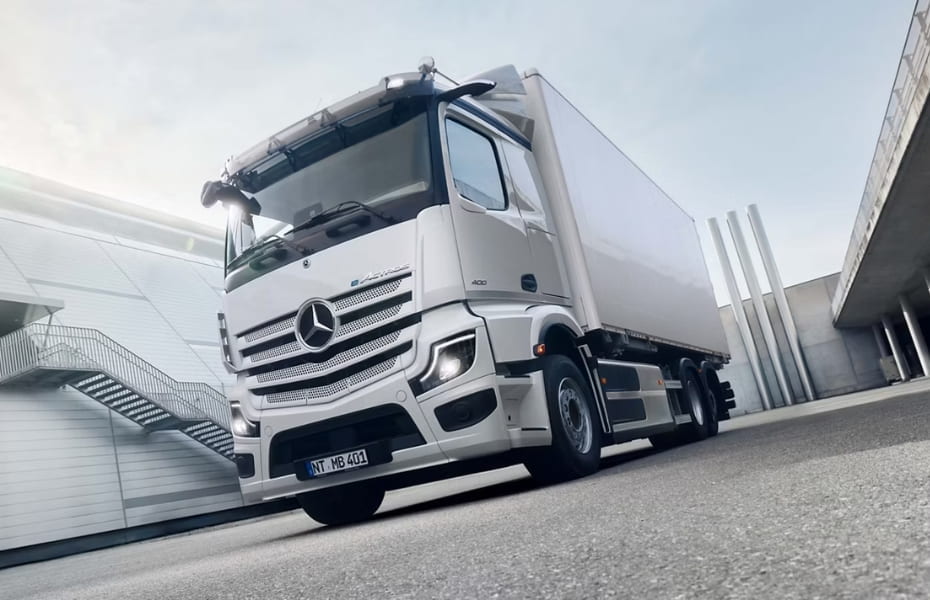 eActros 400 930x600px