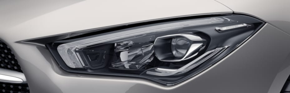 Glasschaden-LED-High-Performance-Scheinwerfer-930x300