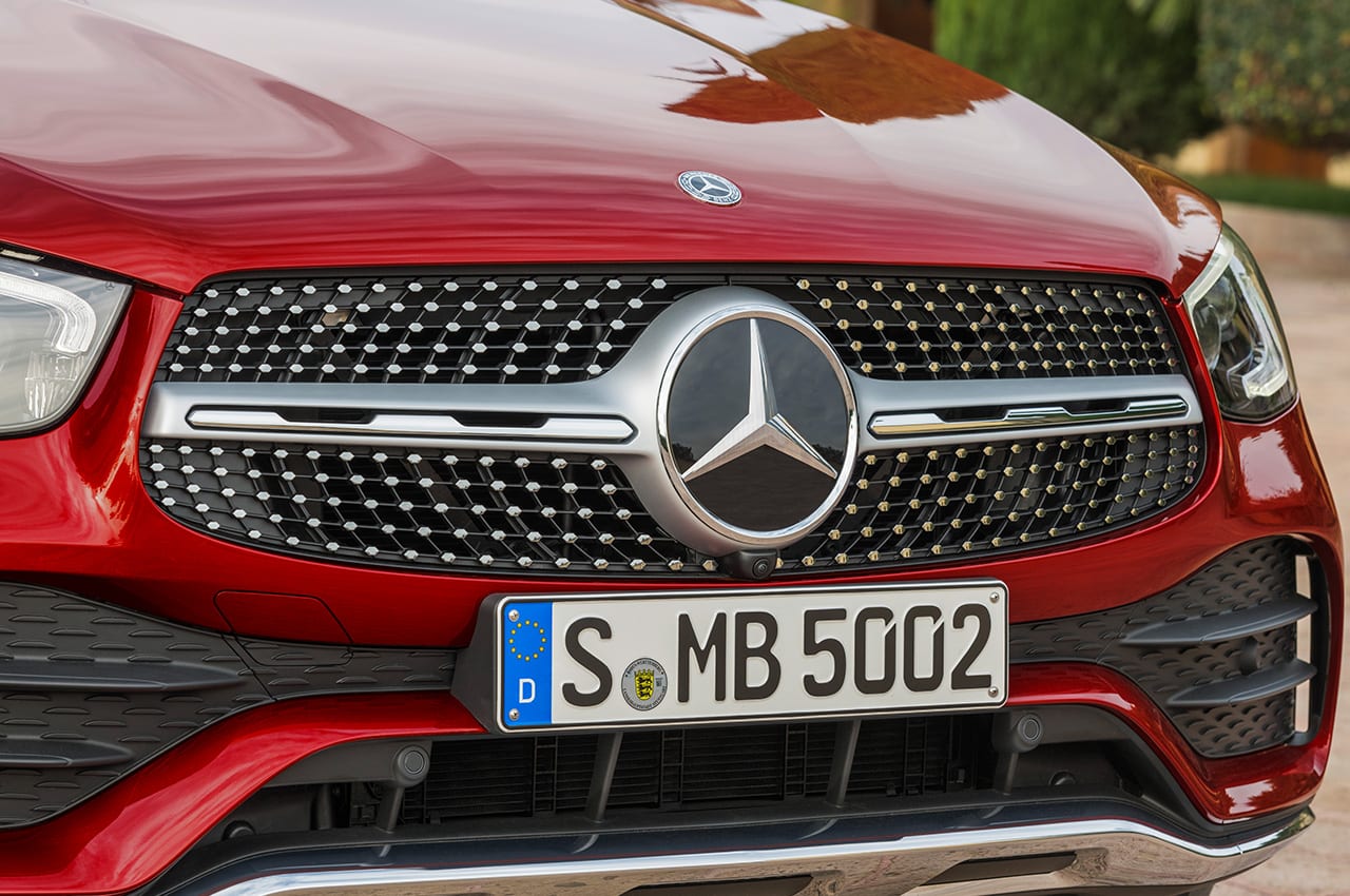Kühlergrill des Mercedes-Benz GLC Coupé (MOPF 2019)