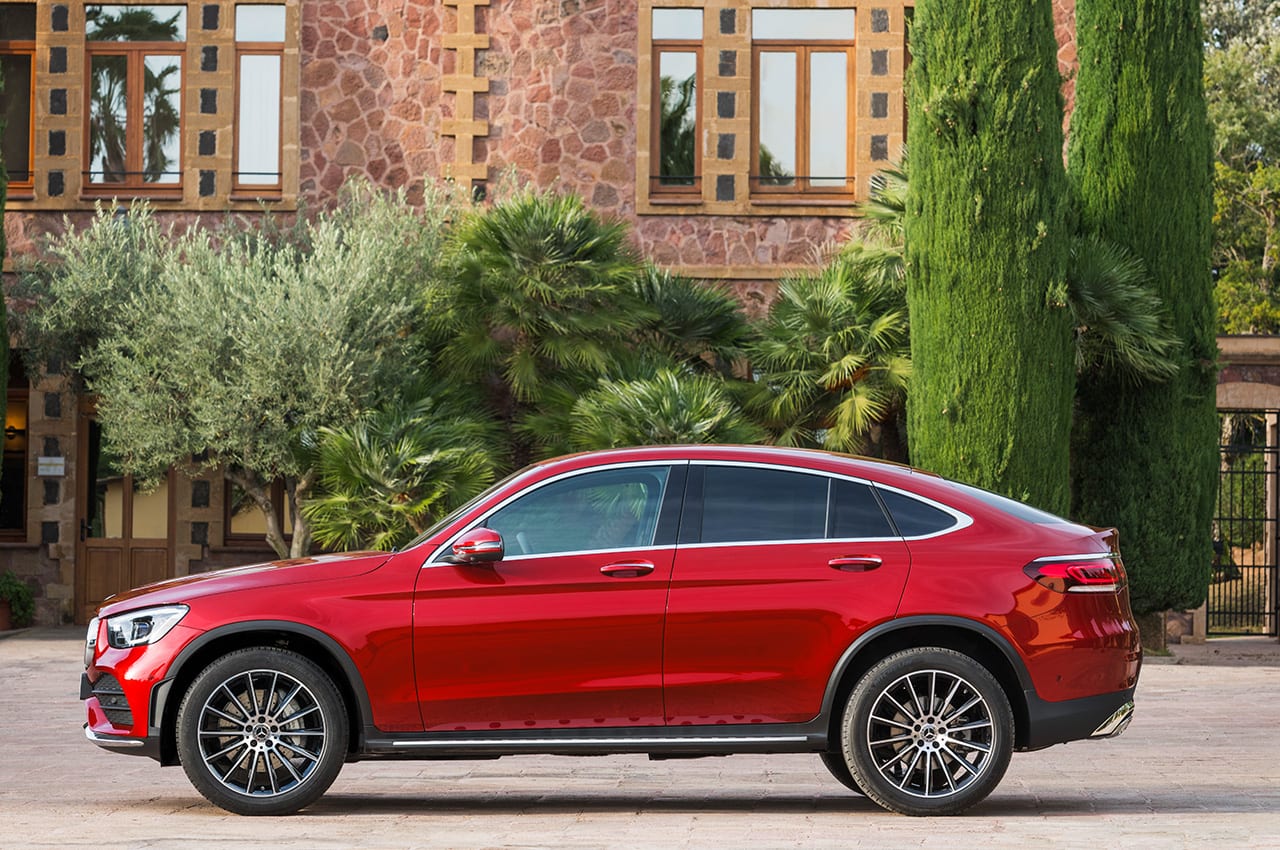 seitliche Ansicht des Mercedes-Benz GLC Coupé