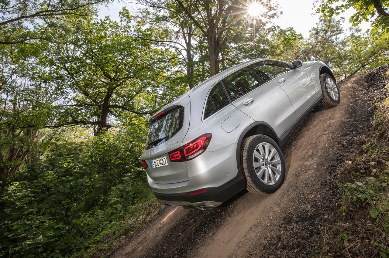 Mercedes-Benz GLC Facelift 2019, Heckansicht am Berg