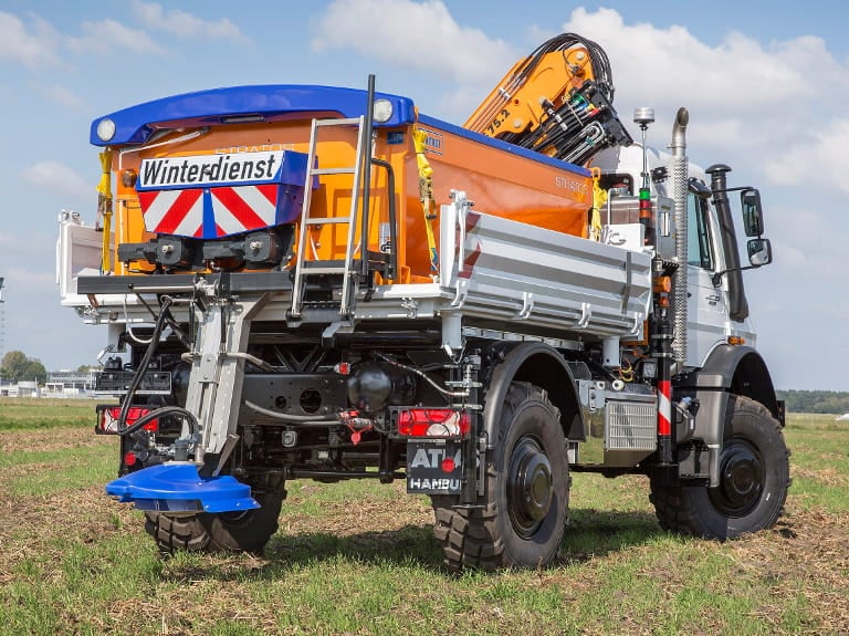 Hochgeländegängiger_Unimog_Kommunaleinsatz768x575 Hochgeländegängiger_Unimog_Kommunaleinsatz768x575