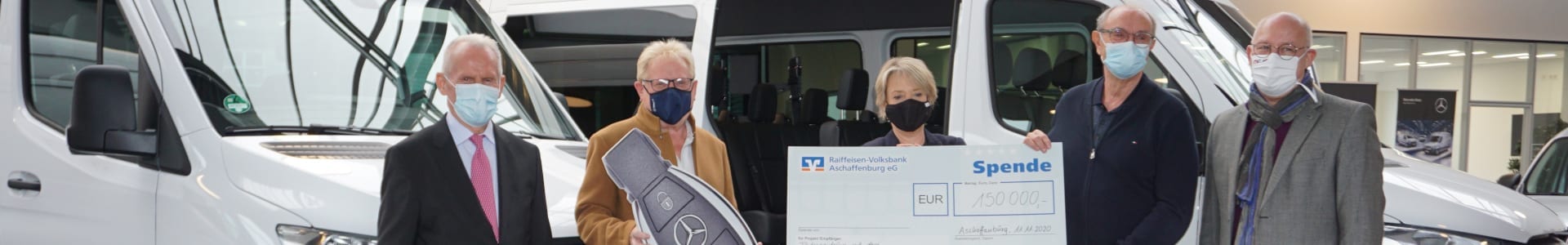 Fahrzeugübergabe Altes Schweinheimer Schulhaus