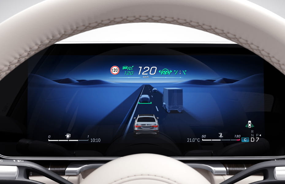 Mercedes-Benz Abstands-Assistent DISTRONIC