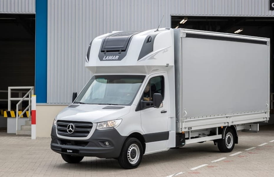 Mercedes-Benz Planenfahrzeuge