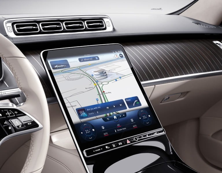 Mercedes-Benz OLED Zentral-Display Mercedes-Benz OLED Zentral-Display