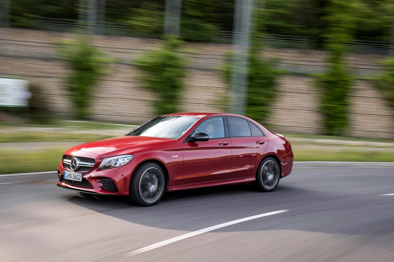 Mercedes-AMG C 43 4MATIC Limousine, designo hyazinthrot metallic, Leder AMG schwarz_1280x500(2)